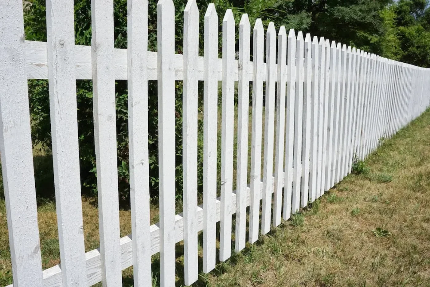 Let’s explore the most popular types of residential wood fences available.